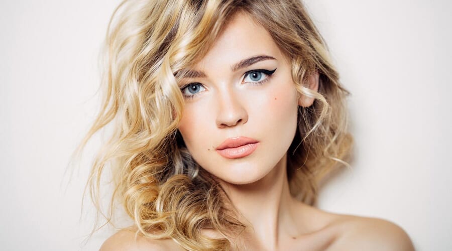 7 Easy Hairstyles to Complete Your Fall Outfits